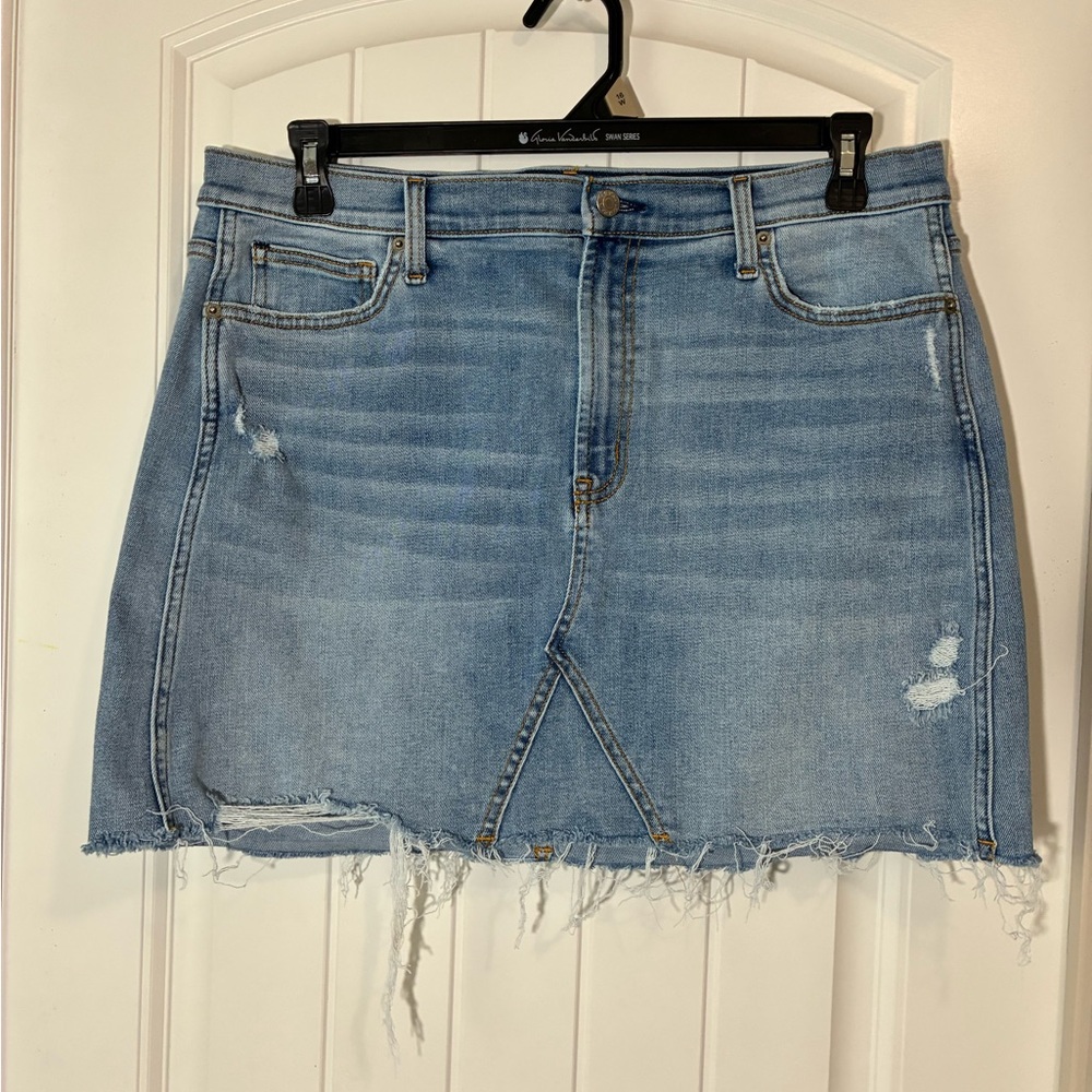 Arizona Jean Co. Women's Y2K Grunge Blue Jean Denim Cut Off Mini Skirt